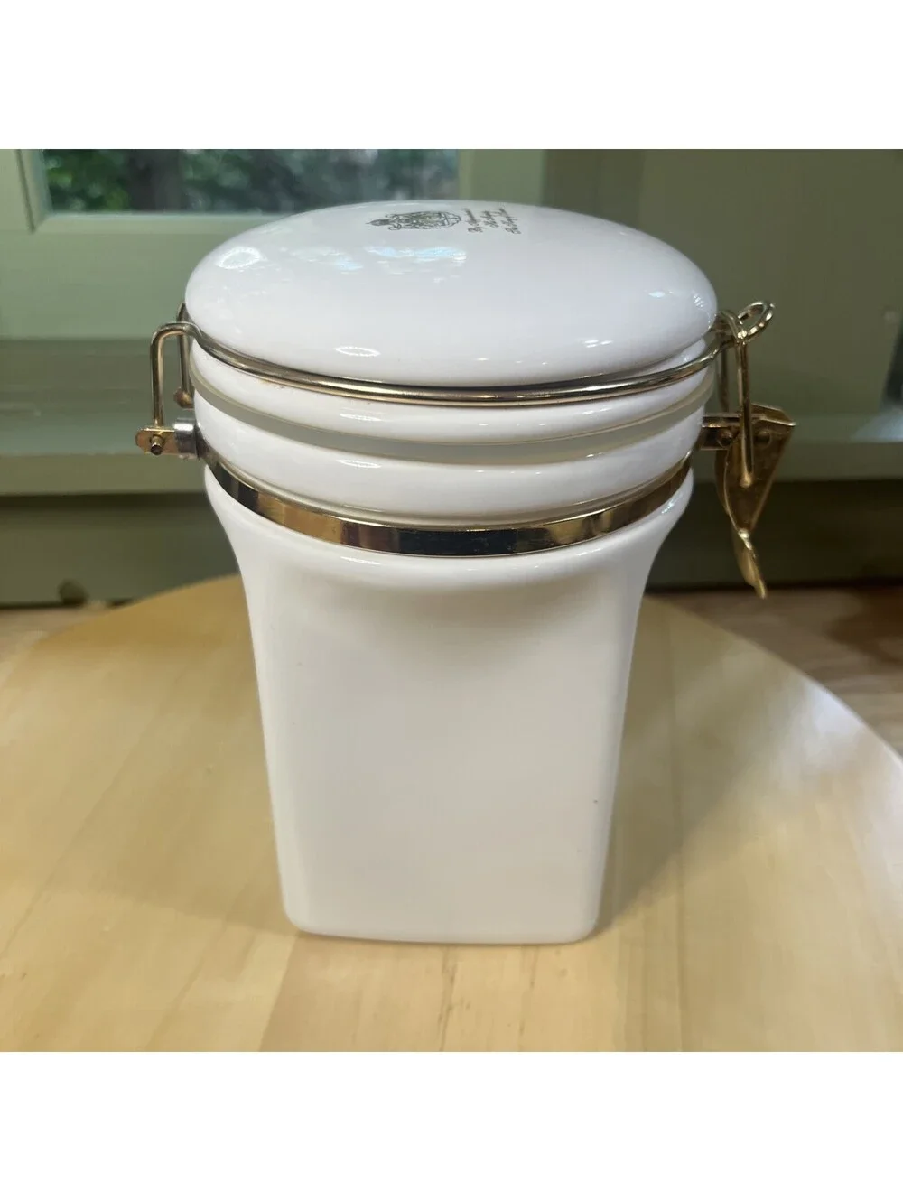 Gevalia Kaffe Royal White Gold Ceramic 1 lb Coffee Jar Canister Sweden Vintage